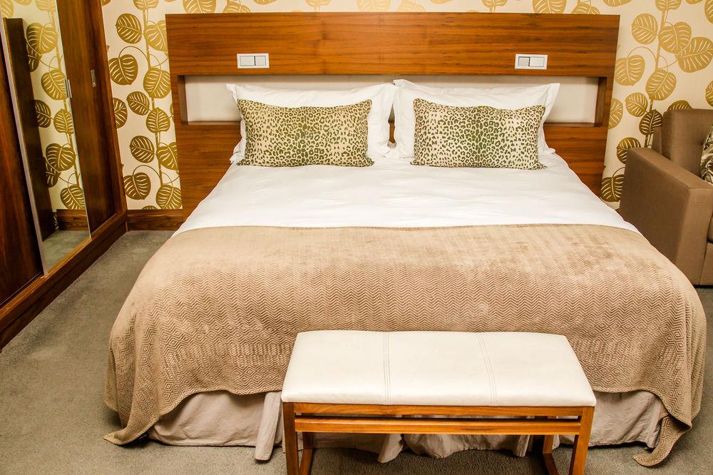 דורבן The Square Boutique Hotel By Misty Blue Hotels מראה חיצוני תמונה